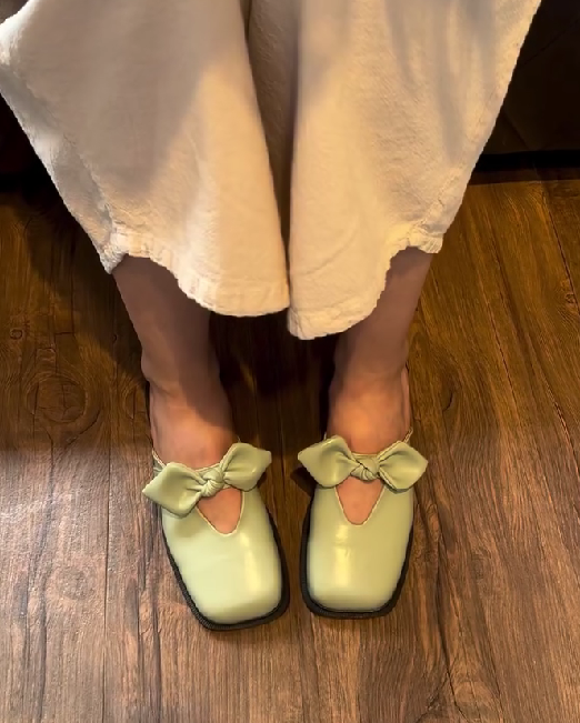 Bow Toe Slippers
