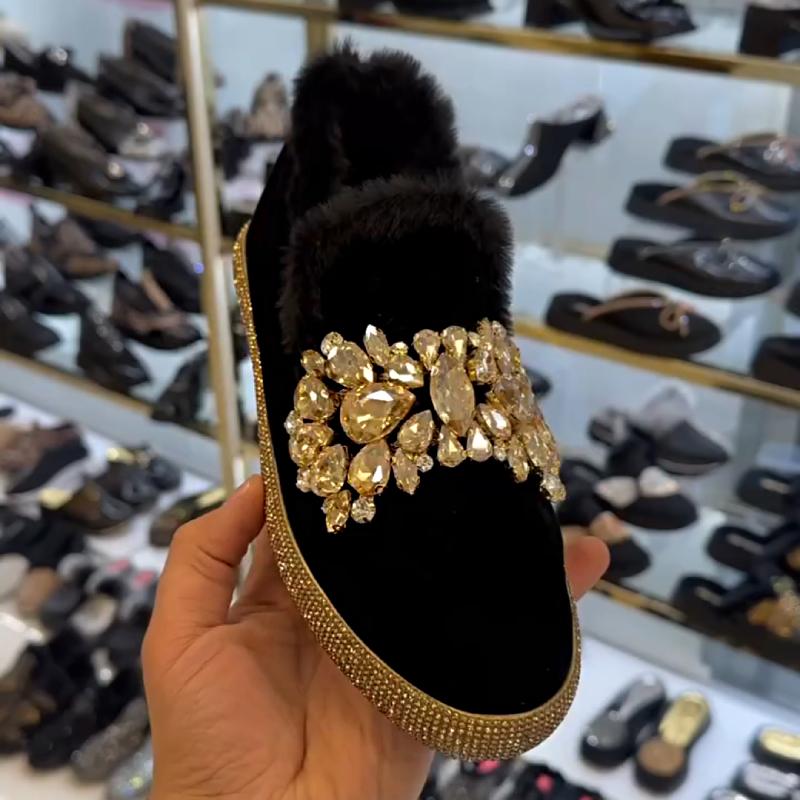 Cute Rhinestone Sole Thick Rhinestone Warm Slip-on Shoes