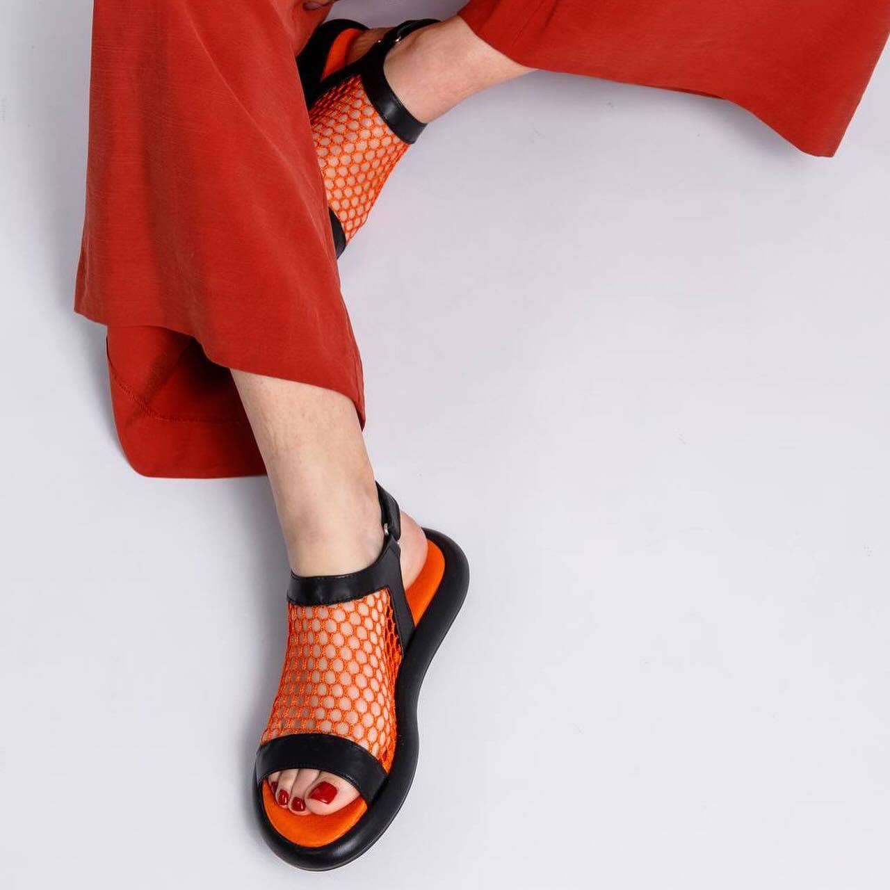 Colorful Breathable Mesh Flat Sandals