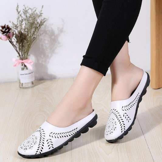 Low-top flat-soled hollow beanie women's shoes