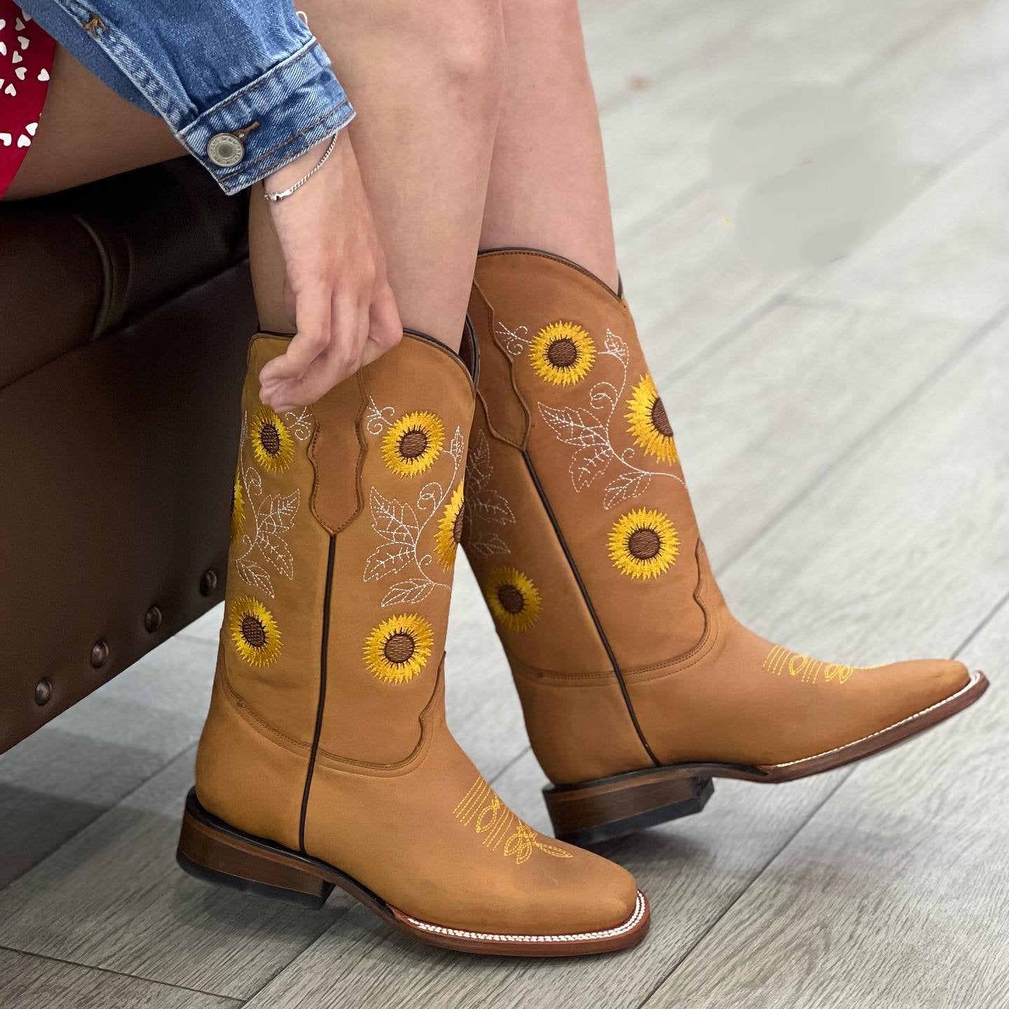 Sunflower Embroidered Western Cowboy Boots